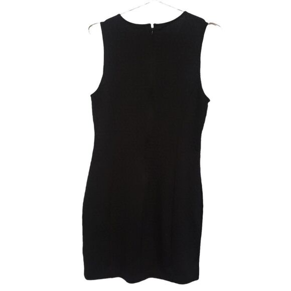 Ámbar Black Textured Dress with Transparent Cut Outs - Picture 2 of 11